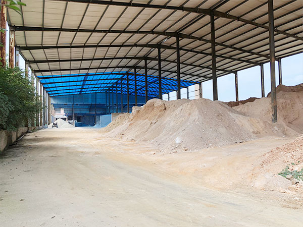 湖南省醴陵市馬戀耐火泥有限公司,湖南硅質(zhì)耐火泥漿銷售,粘土質(zhì)耐火泥漿銷售,熱風(fēng)爐用耐酸噴涂料哪里好